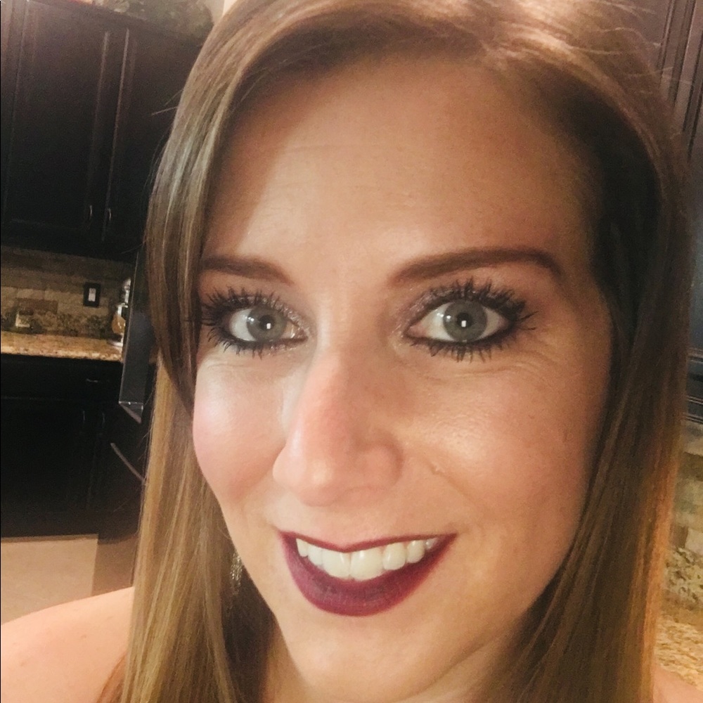 Meet your Posher, Kristin